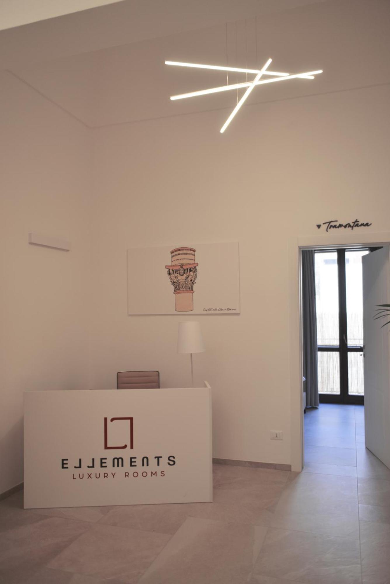 Ellements - Luxury Rooms 브린디시 외부 사진